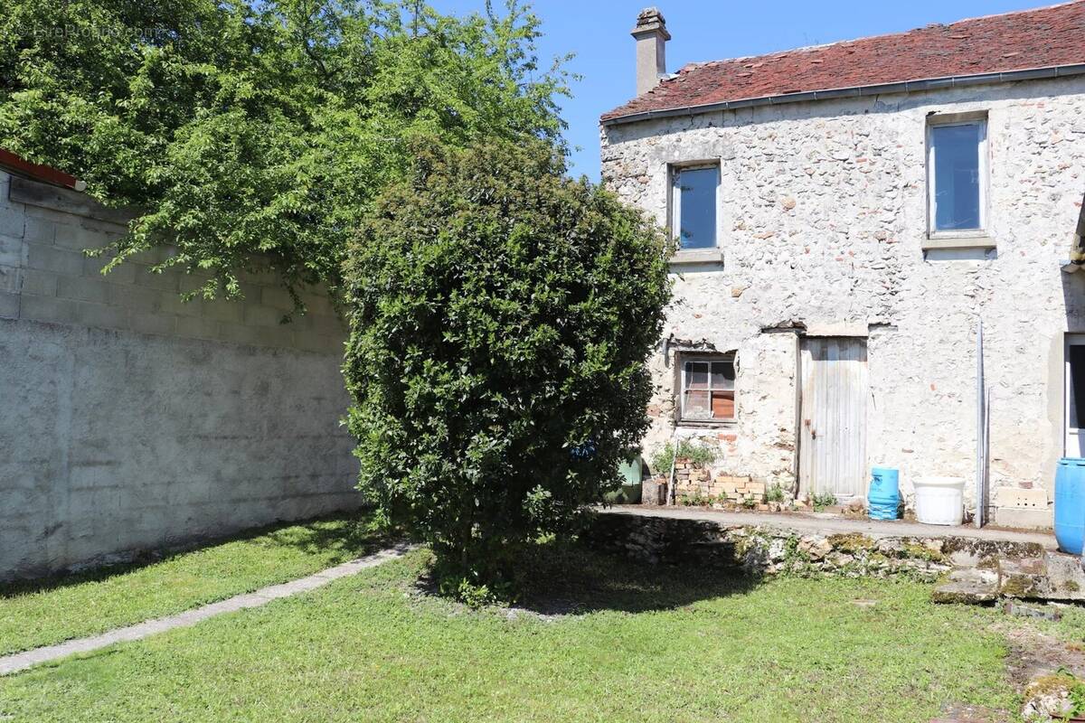 Appartement à MONTMIRAIL