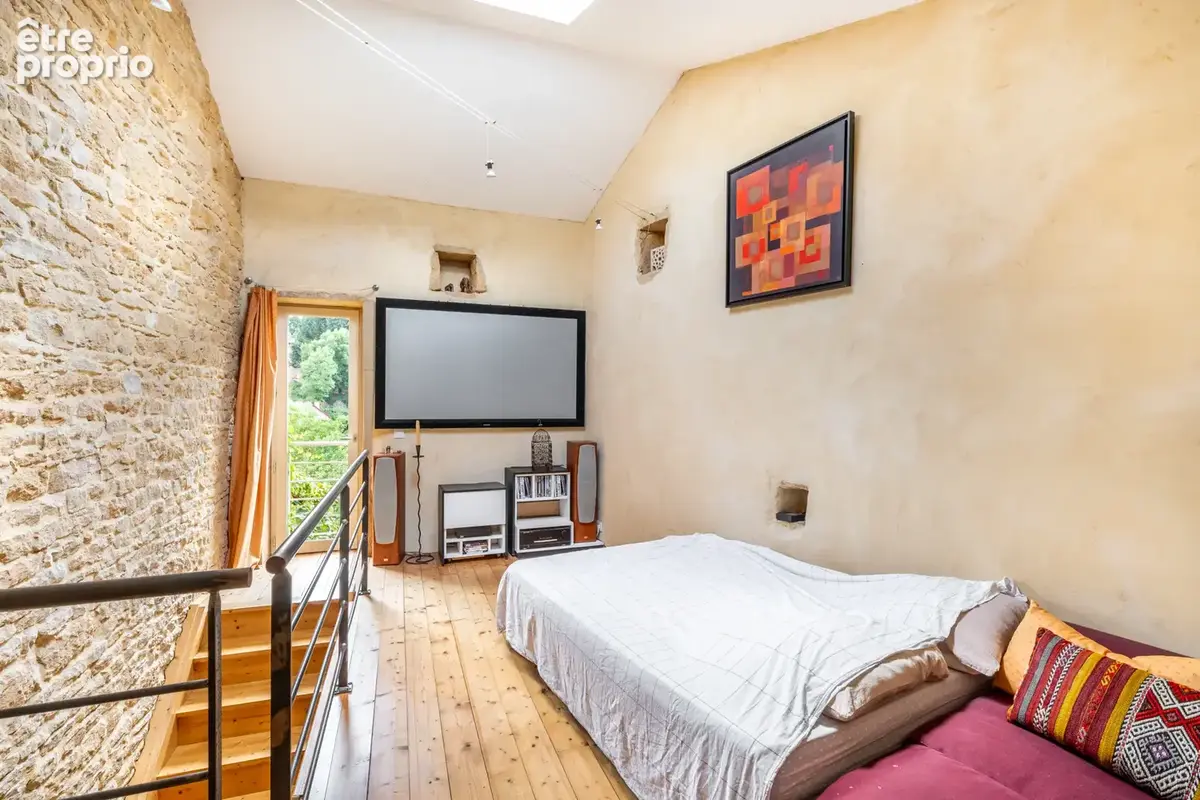 UN COUP DE COEUR ASSURE ! MAISON de charme de 4 chambres - rénovation de qualité ! - photo 8
