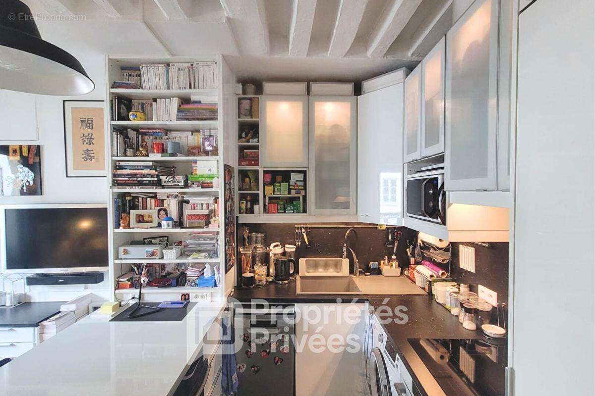 Appartement à PARIS-11E