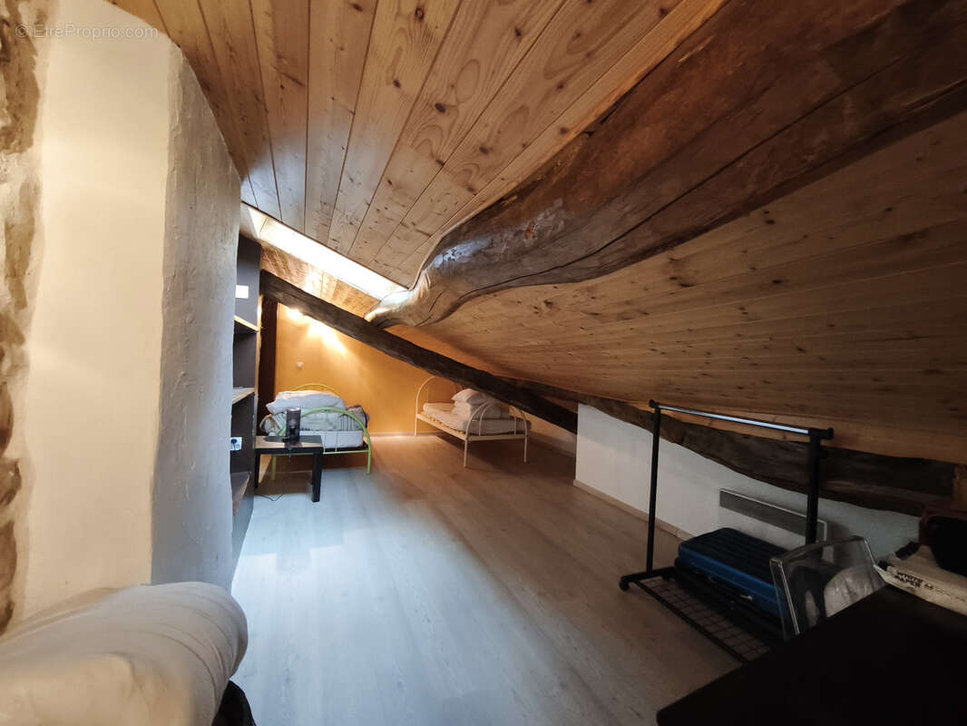 Appartement à TENAY