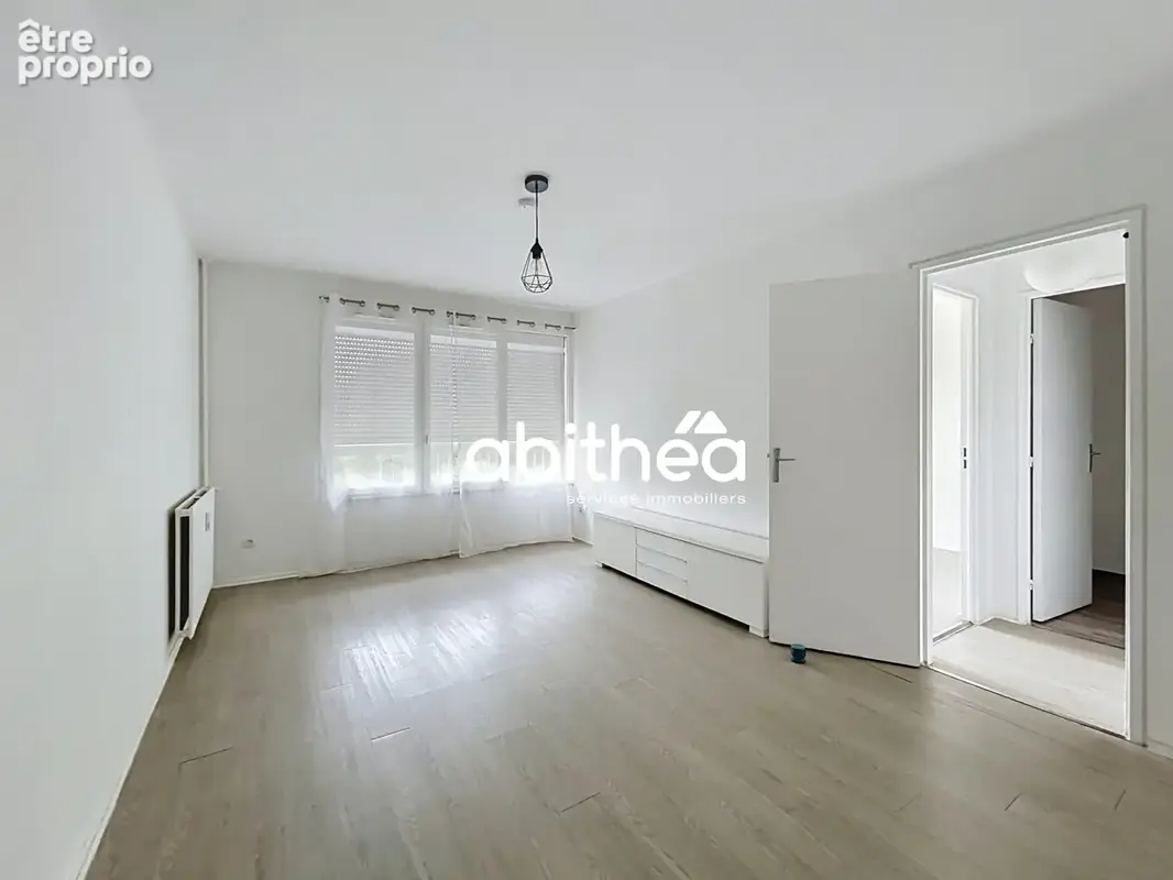Appartement de type f2 - top secteur - photo 3