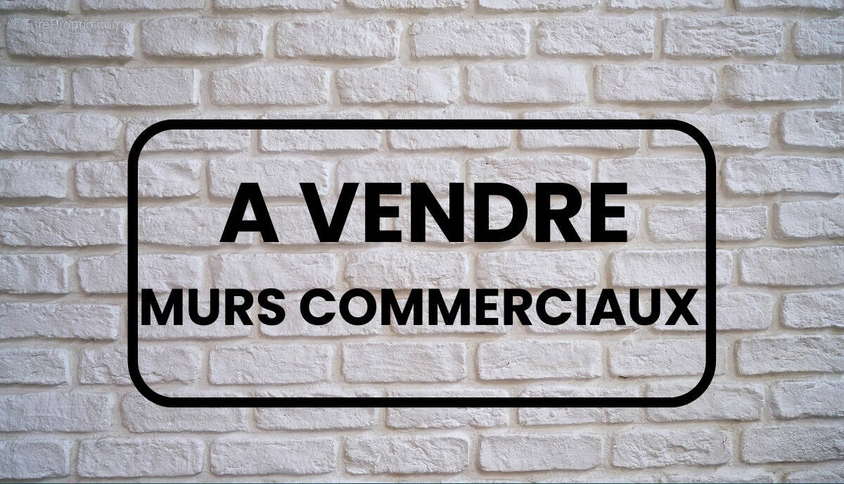 Autre à ENTRAIGUES-SUR-LA-SORGUE