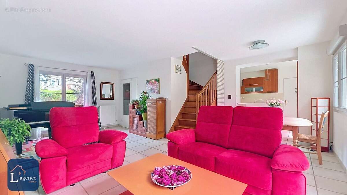 Maison à FERNEY-VOLTAIRE