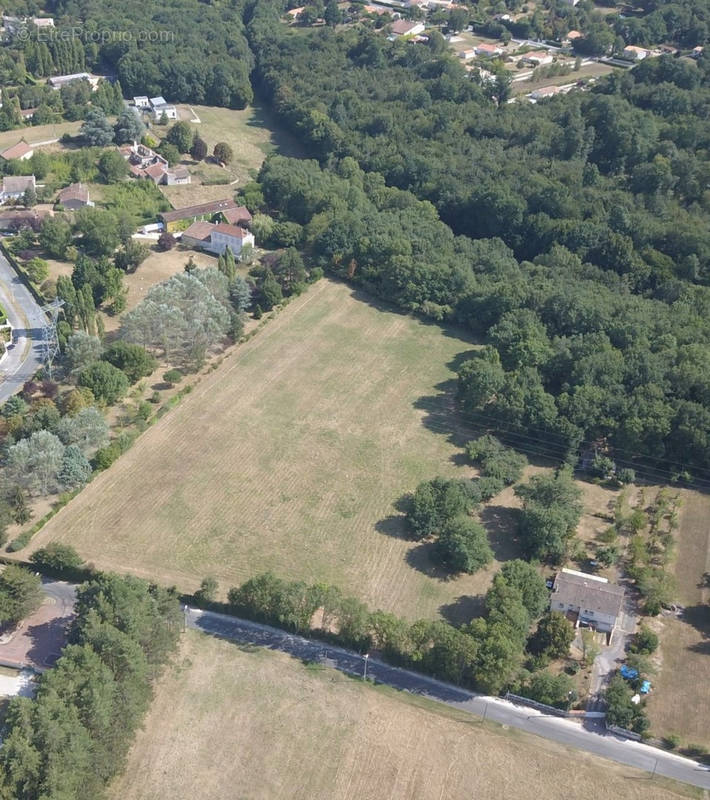 Terrain à FONTCOUVERTE