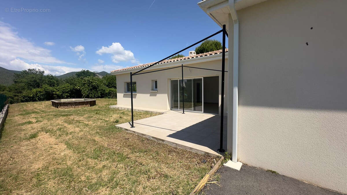 Maison à LA COUCOURDE