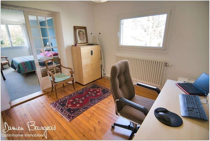 Maison à SAINT-GENIS-POUILLY