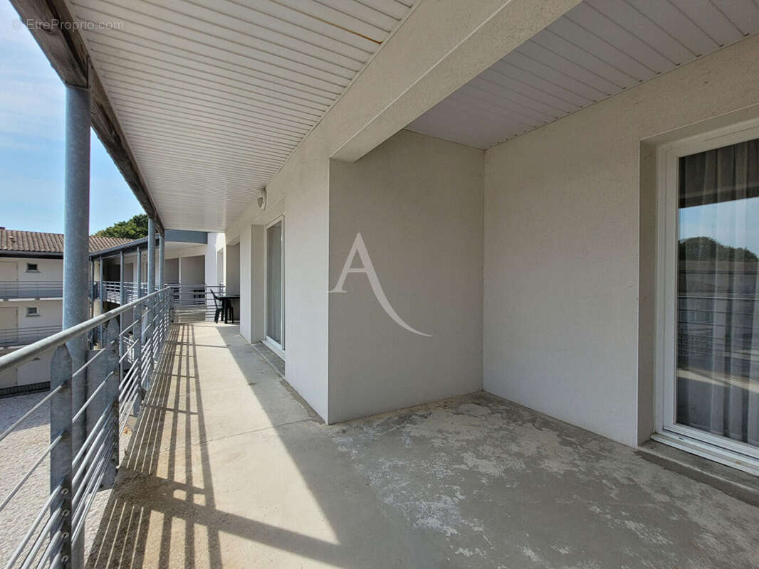 Appartement T3 en résidence de vacances à Lagord - Une belle opportunité ! - photo 7