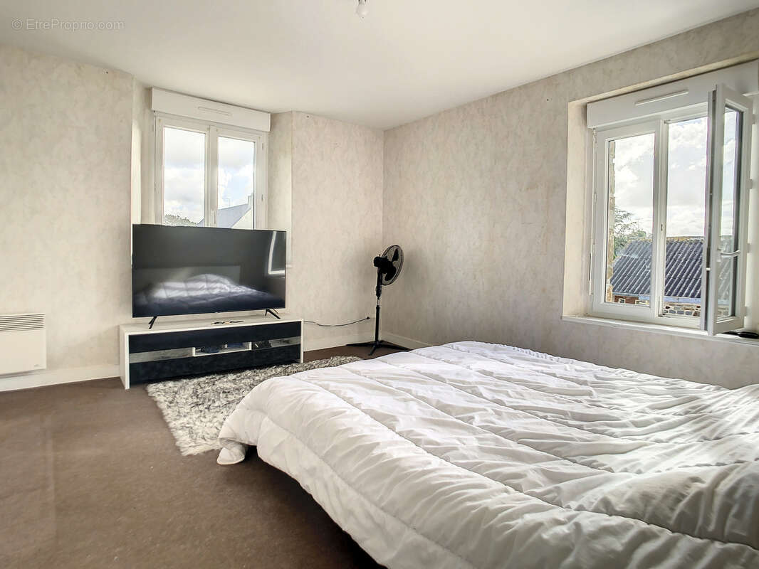 Maison à LA HAYE-DU-PUITS