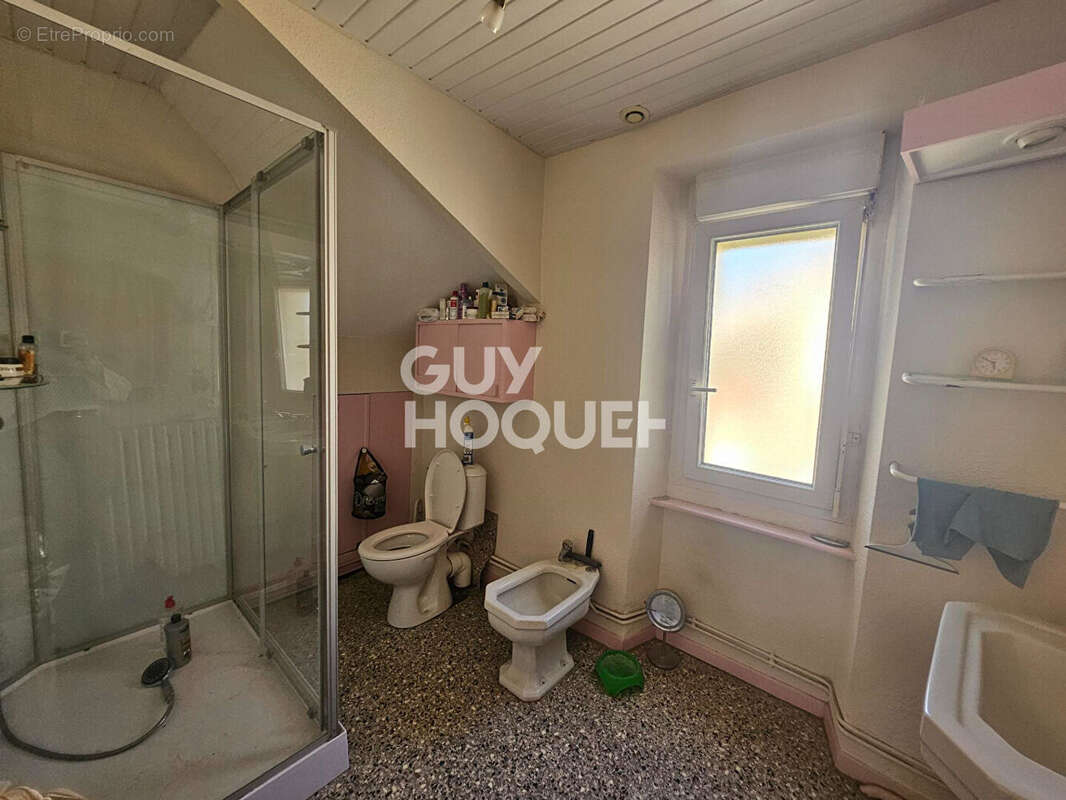 À vendre  Belle maison familiale au coeur de Olonzac - photo 9