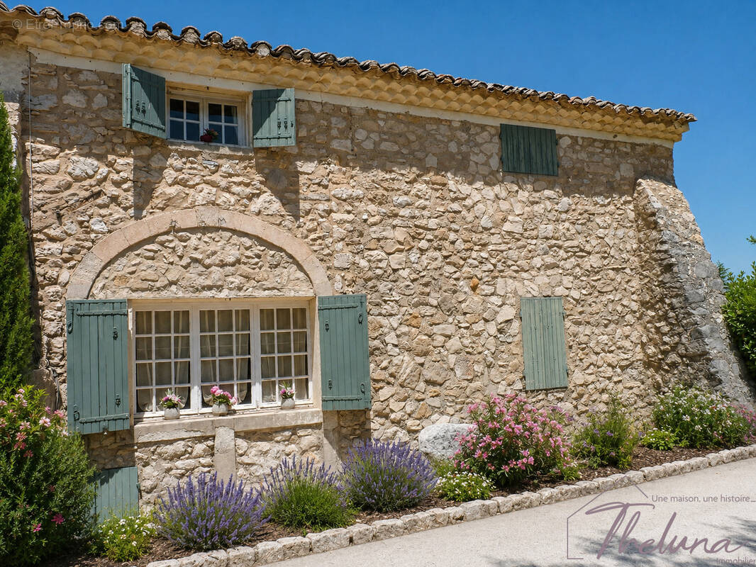 Maison à EYGALIERES
