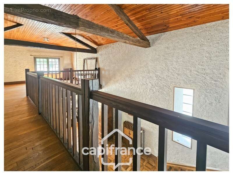 Maison 249 m², à vendre 8 pièces MIGNE AUXANCES (86), environnement et secteur de qualité - photo 13