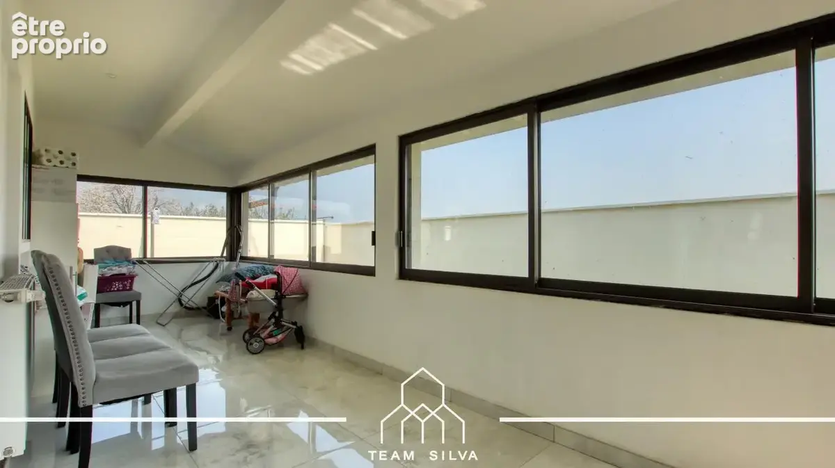 Maison 6 pièces 165 m² à vendre à Feyzin (69320) - photo 8