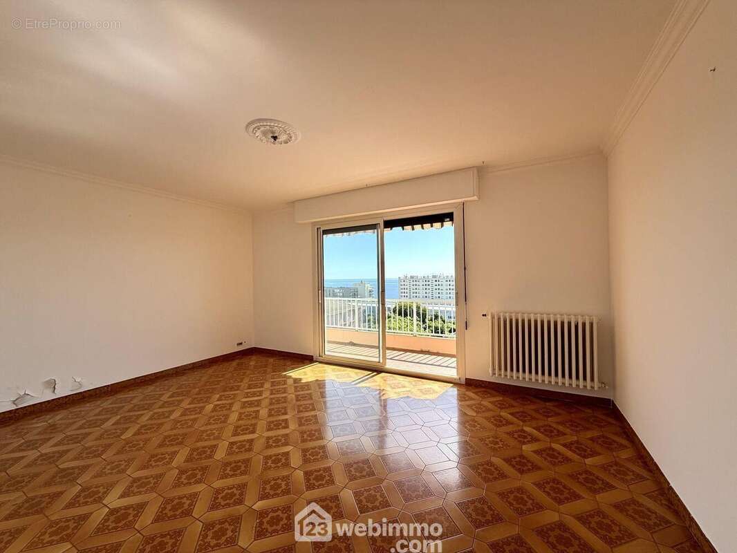 Traversant et lumineux - Appartement à BASTIA