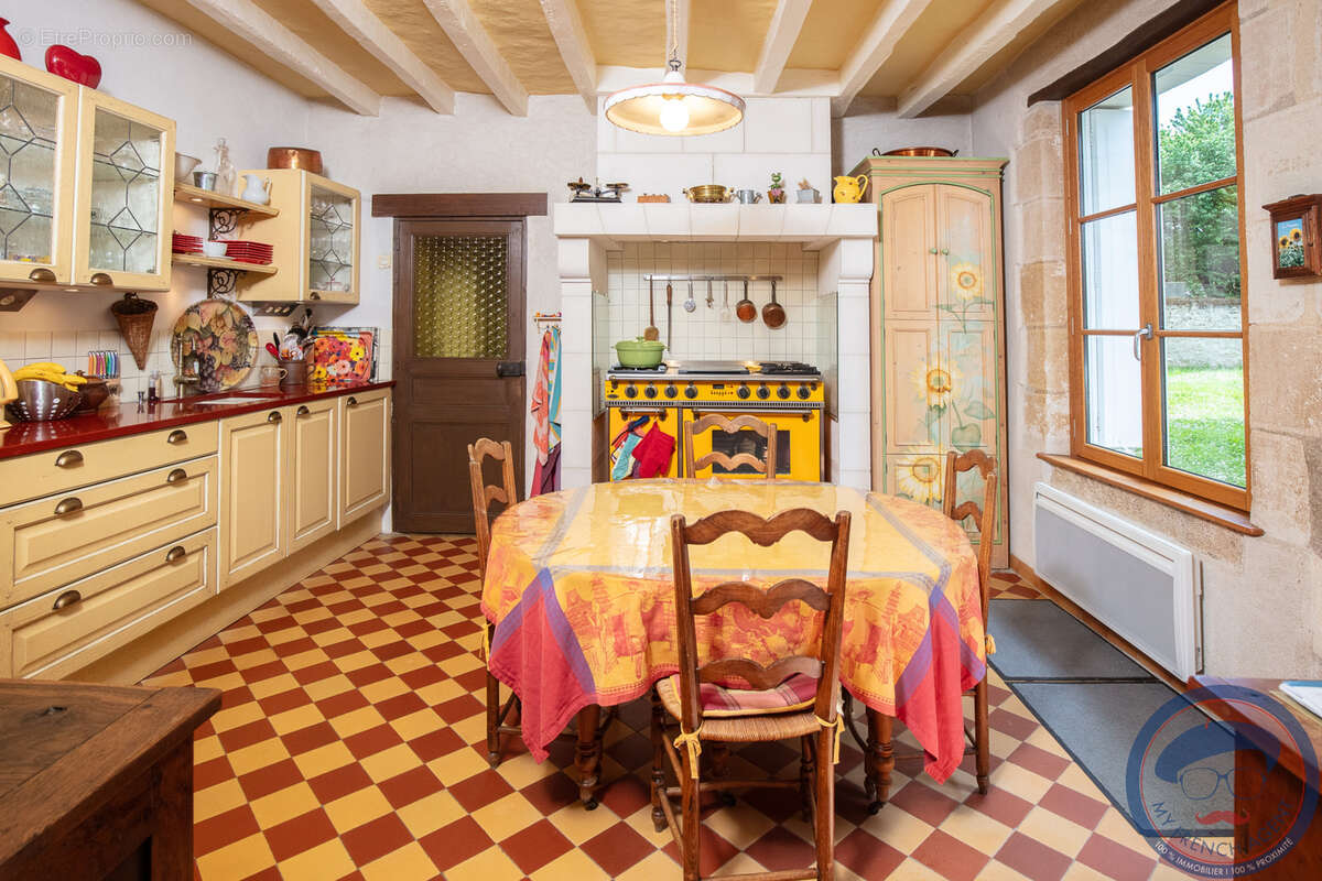 Maison à BLERE