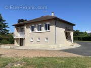 Maison à CHAZAY-D'AZERGUES