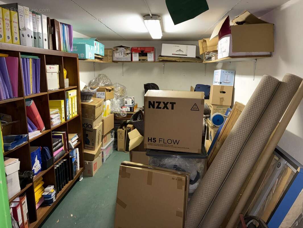 Parking à NEUILLY-SUR-SEINE