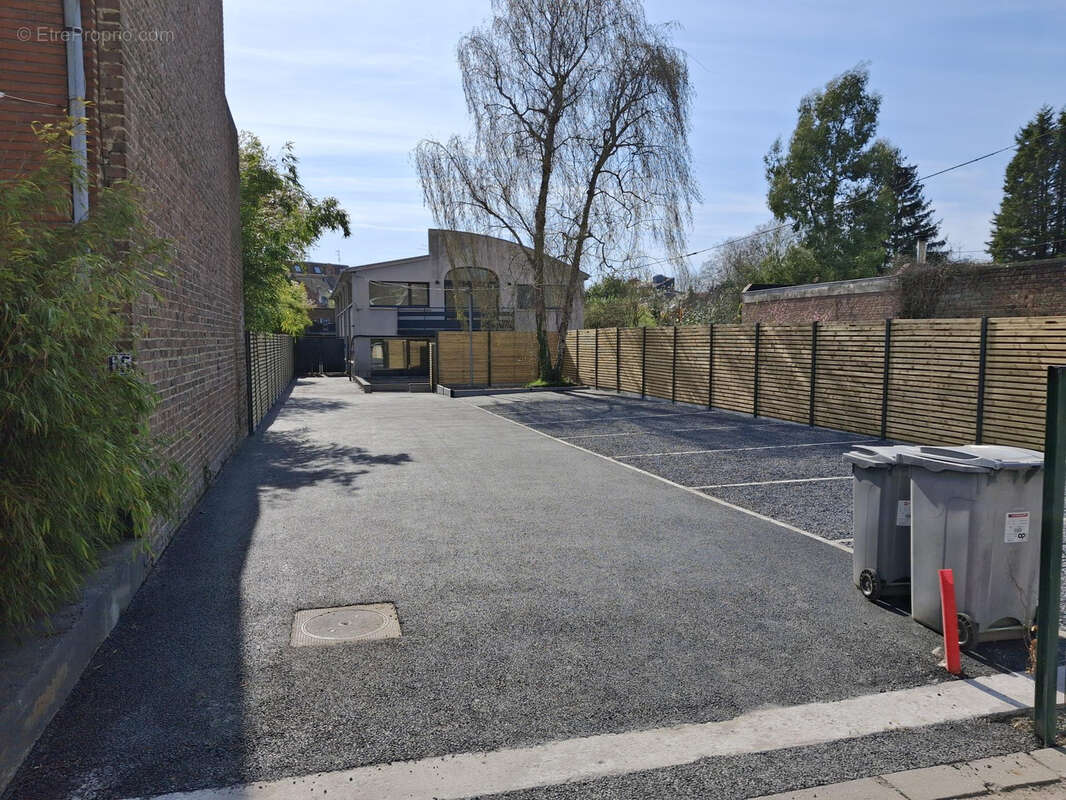 Commerce à LAMBERSART