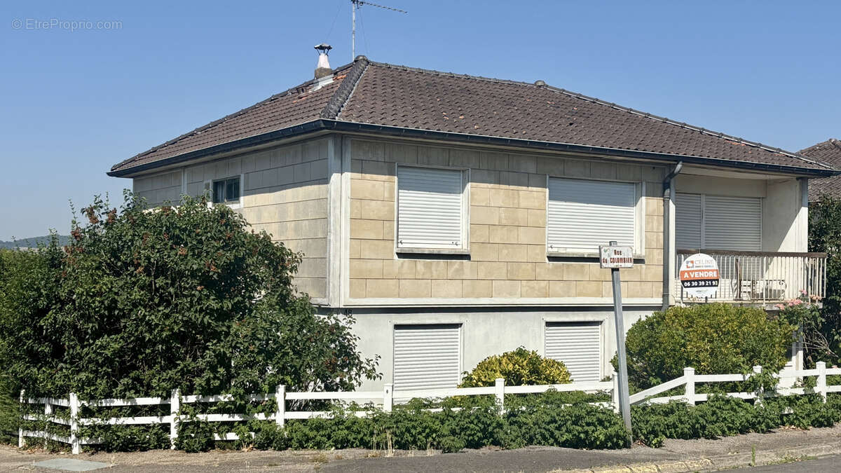 Maison à POUILLY