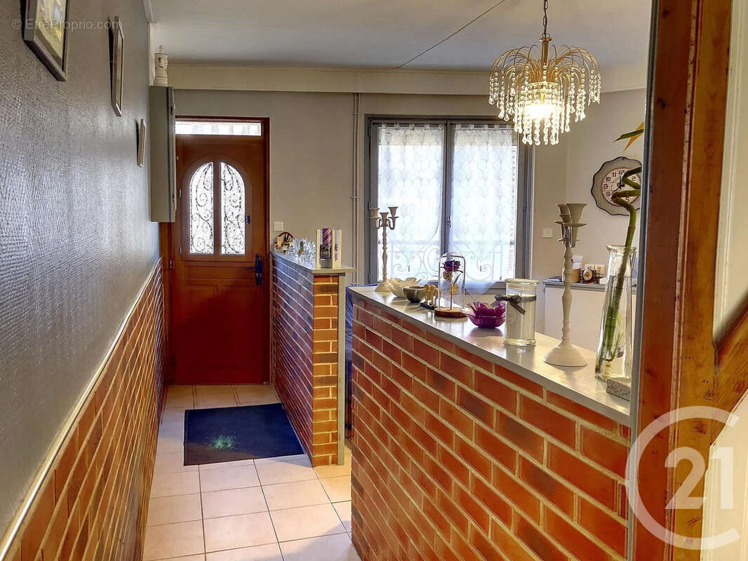 Maison à IVRY-LA-BATAILLE