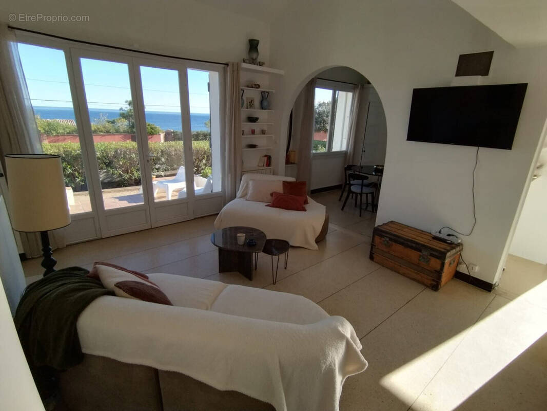 Salon - Maison à SAINTE-MAXIME