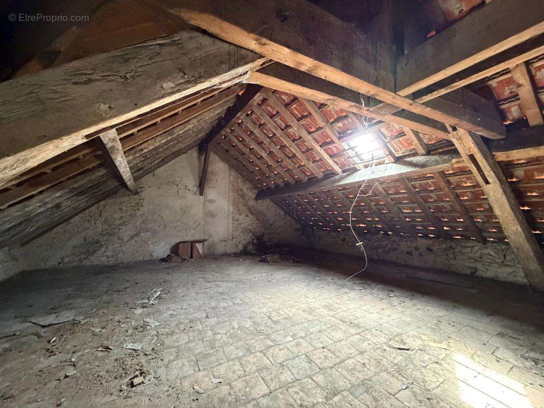 Maison à SACLAS