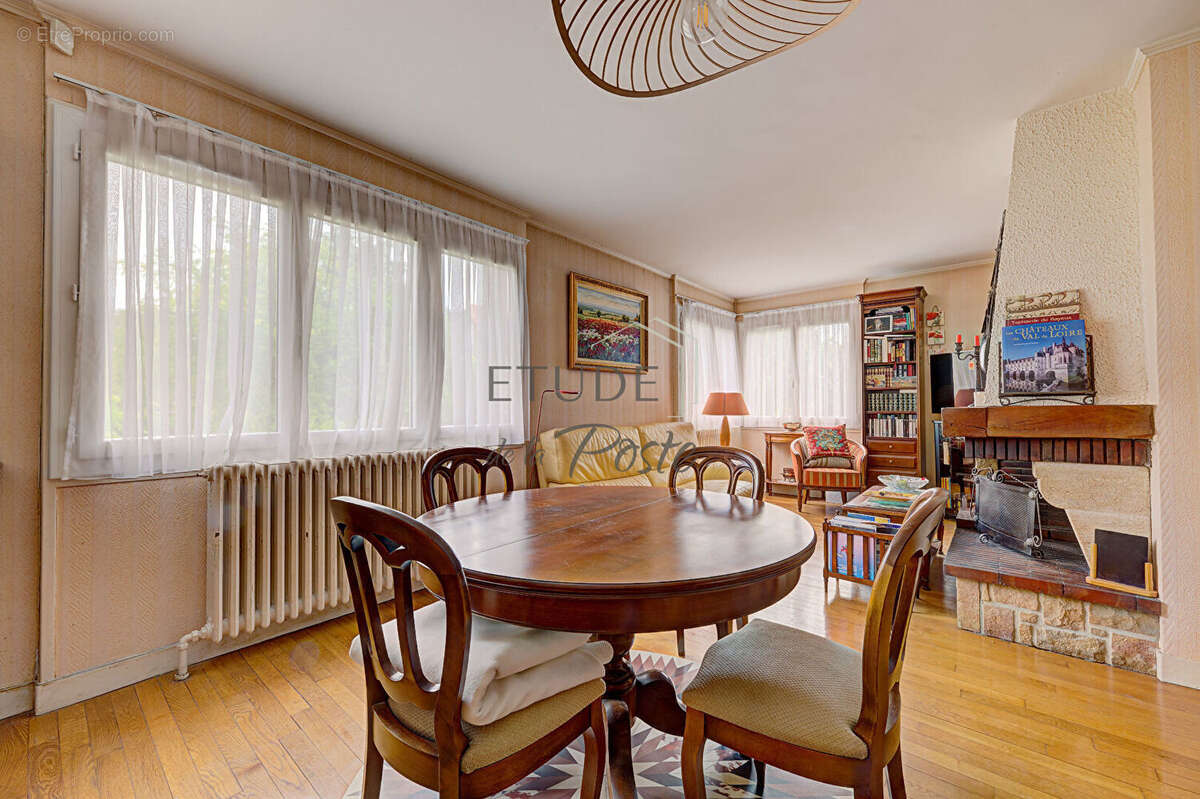 Maison de charme coeur de ville 100m2 à vendre à Brunoy - Réf. 411 - photo 4