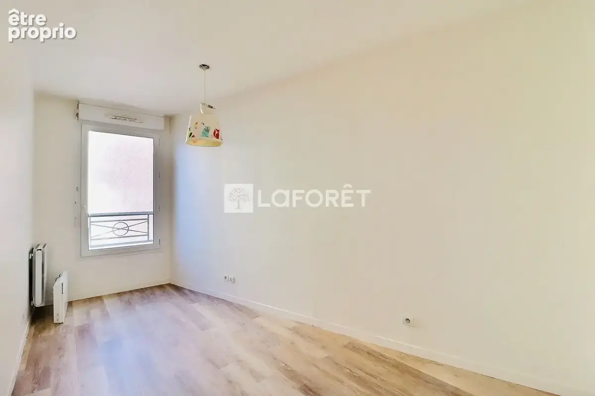 Appartement St Ouen 3 pièce(s) 53 m2 - photo 8