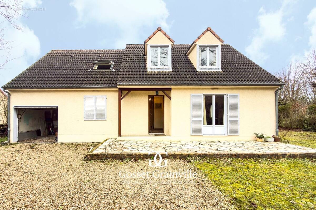Maison à MAISONS-LAFFITTE