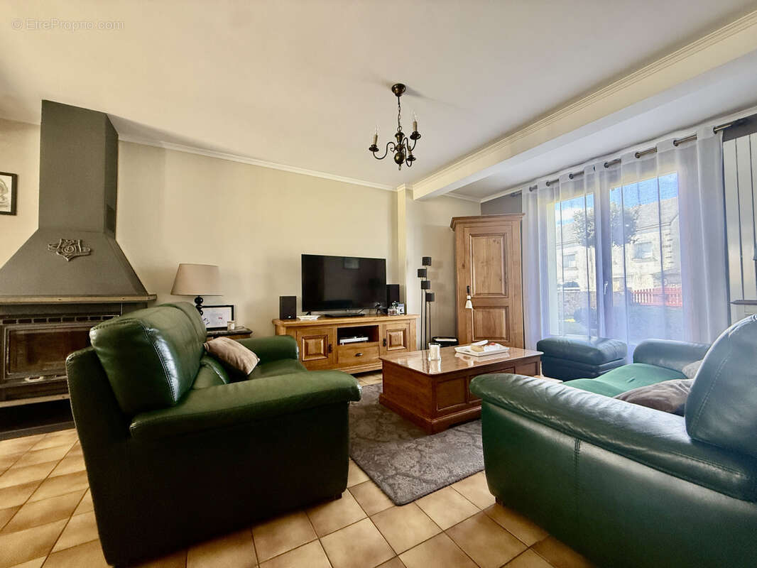 Maison à LA TURBALLE