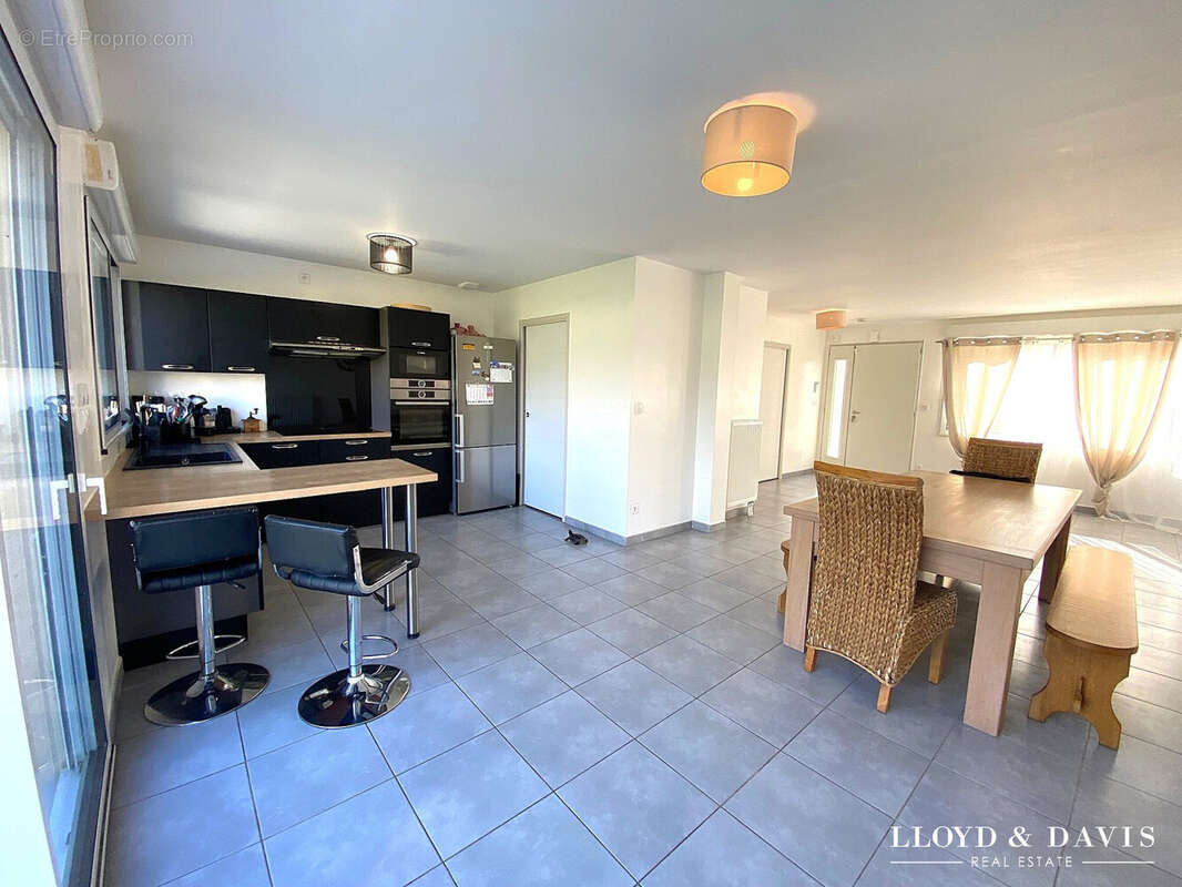 Maison 132 m² à Thourotte  - photo 5