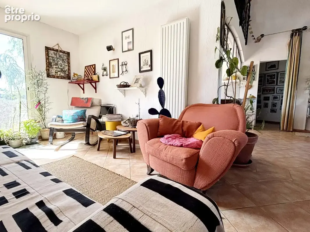 Maison 6 pièces 135 m² à vendre à Arles (13200) - photo 8