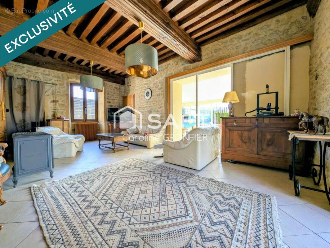 Photo 1 - Maison à CHAROLLES