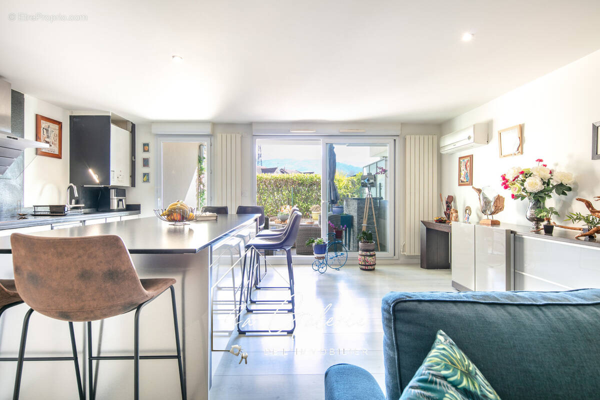 Appartement à SAINT-NAZAIRE-LES-EYMES