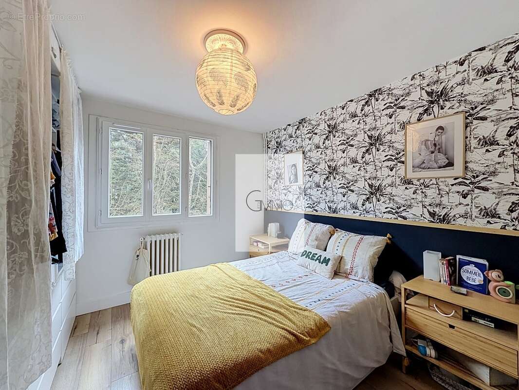 Appartement à L'HAY-LES-ROSES