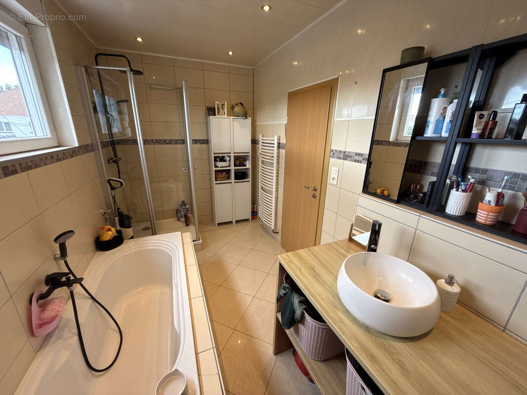 Appartement à HAM-SOUS-VARSBERG