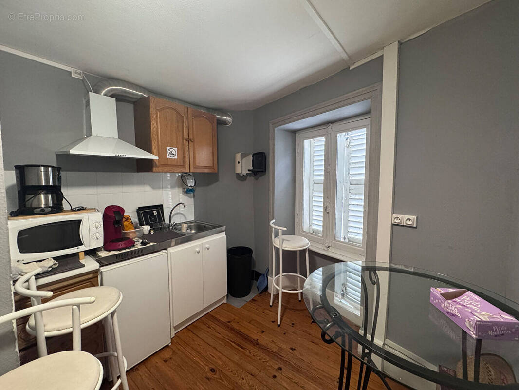 Appartement à PUY-GUILLAUME