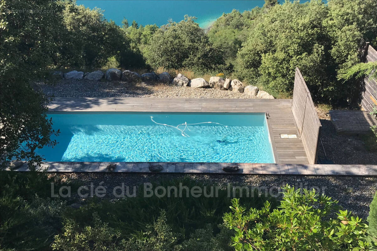 Maison 130 m² à Esparron-De-Verdon  - photo 4
