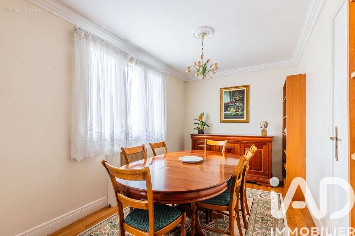 Photo 4 - Maison à VILLENEUVE-LE-ROI