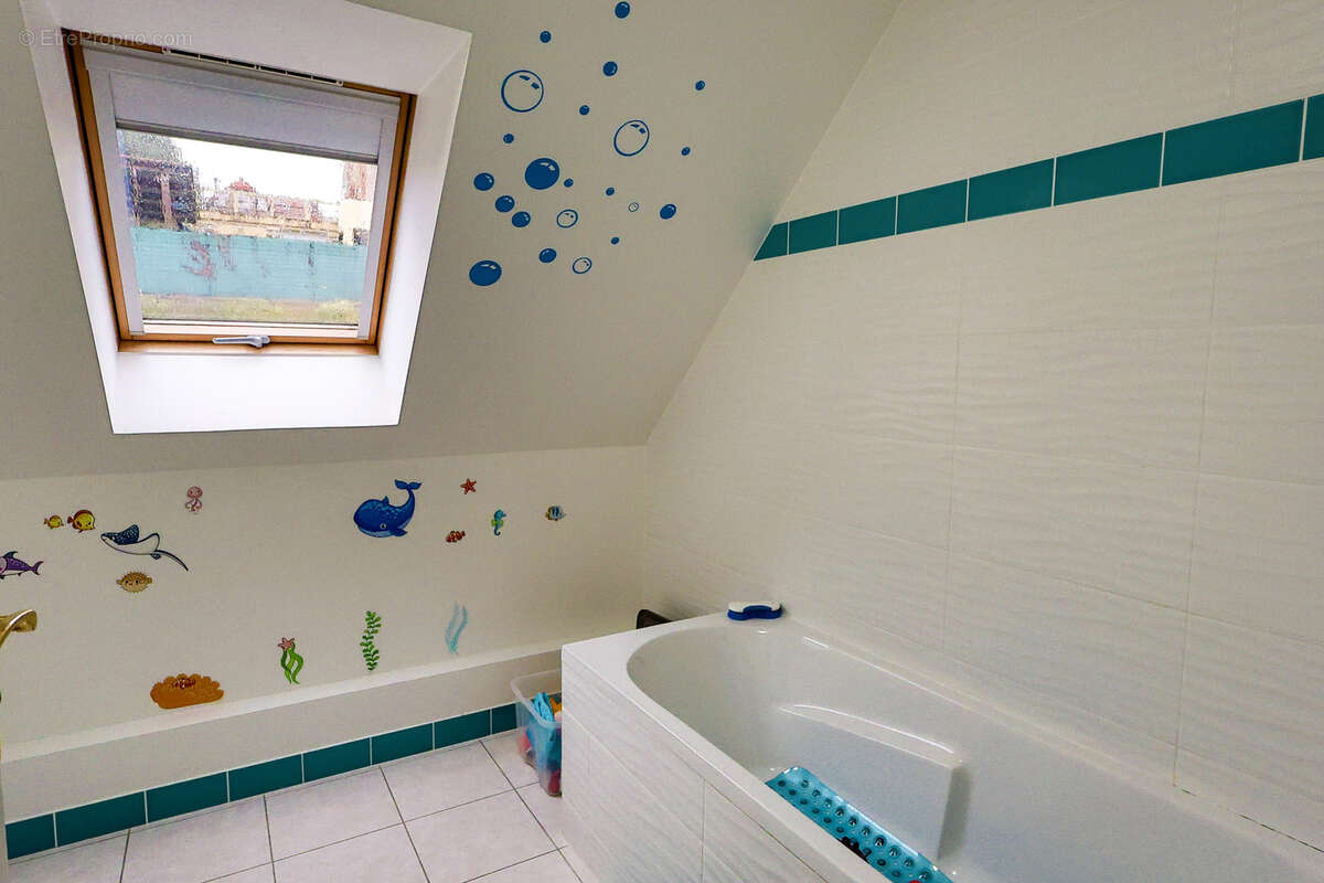 Maison à SAINTRY-SUR-SEINE