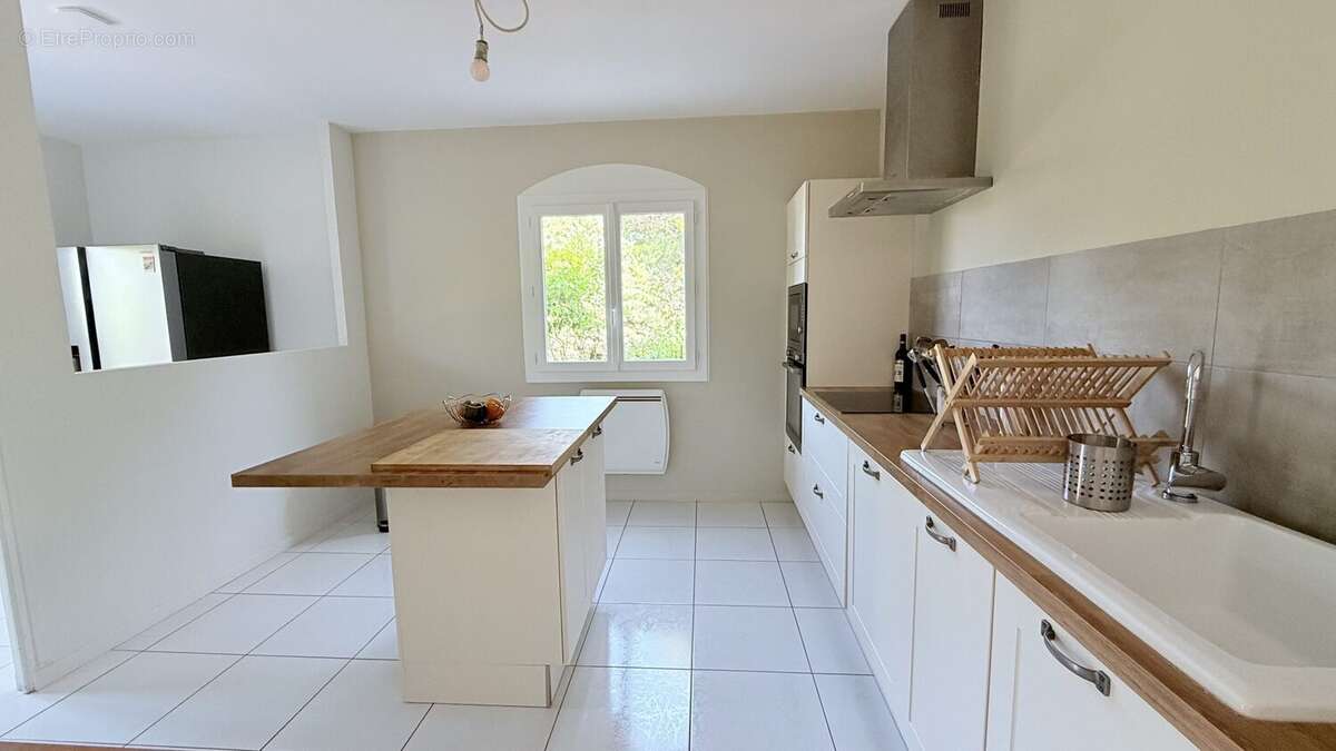 Maison à VILLEMOUSTAUSSOU