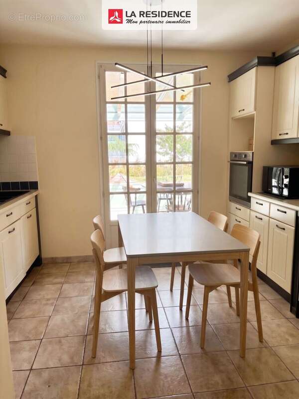Maison 131 m² à Ezy-Sur-Eure  - photo 5