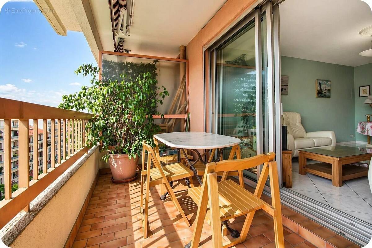 Appartement à NICE