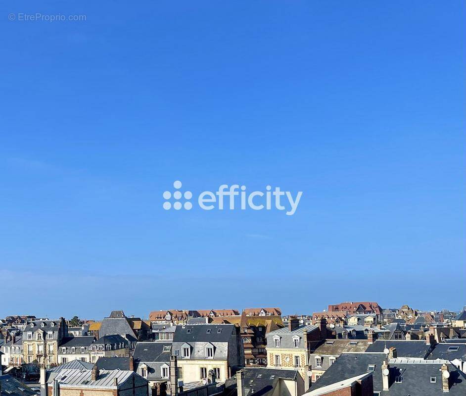 Appartement à DEAUVILLE