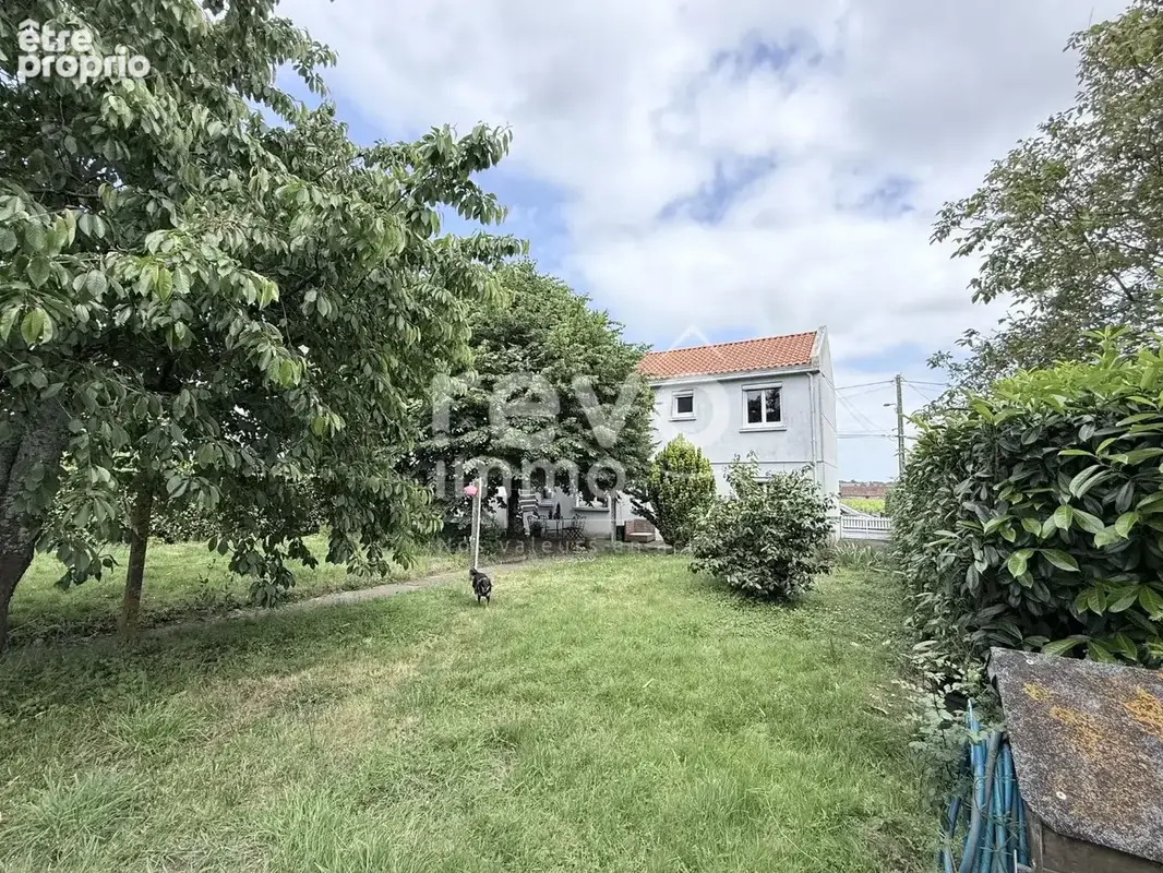 Maison familiale avec beaux volumes 5 chambres  Cur de Landemont - photo 8