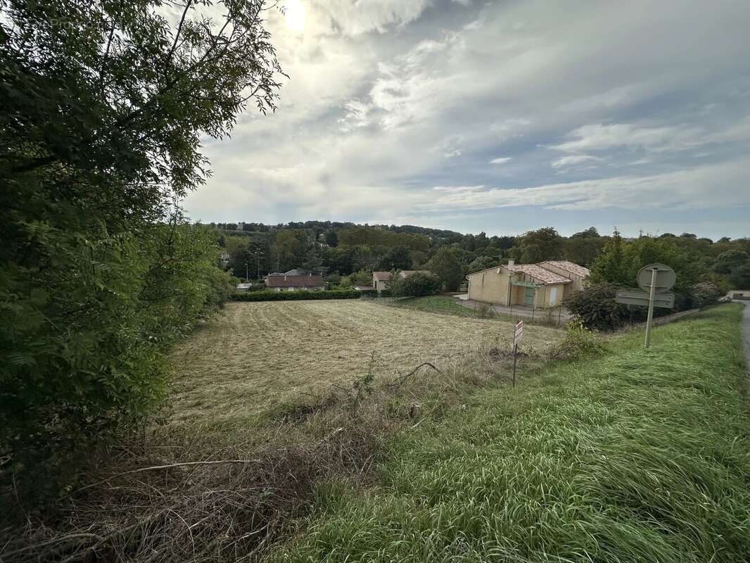 Terrain à CASTRES