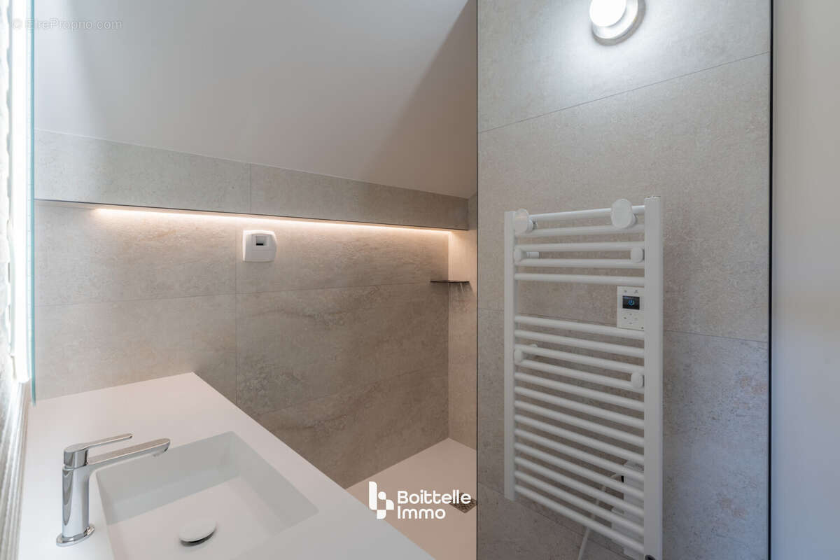 Appartement à FONTAINEBLEAU