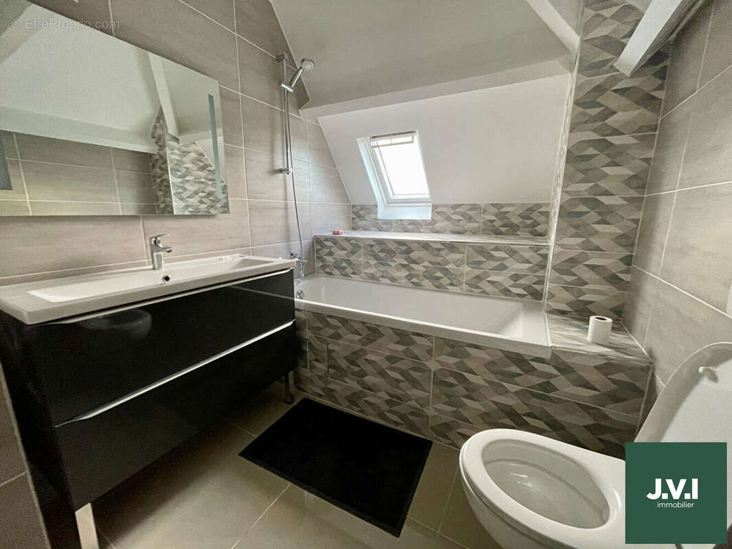 Maison à MONTMORENCY