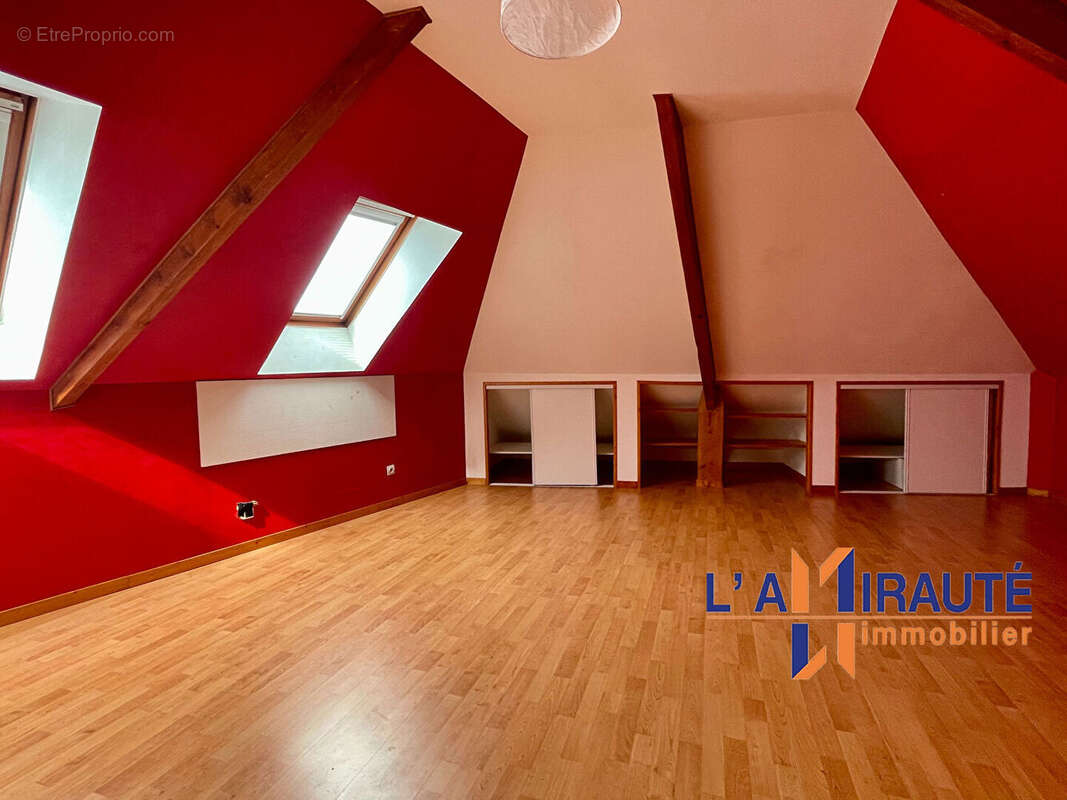 Appartement à HOUILLES