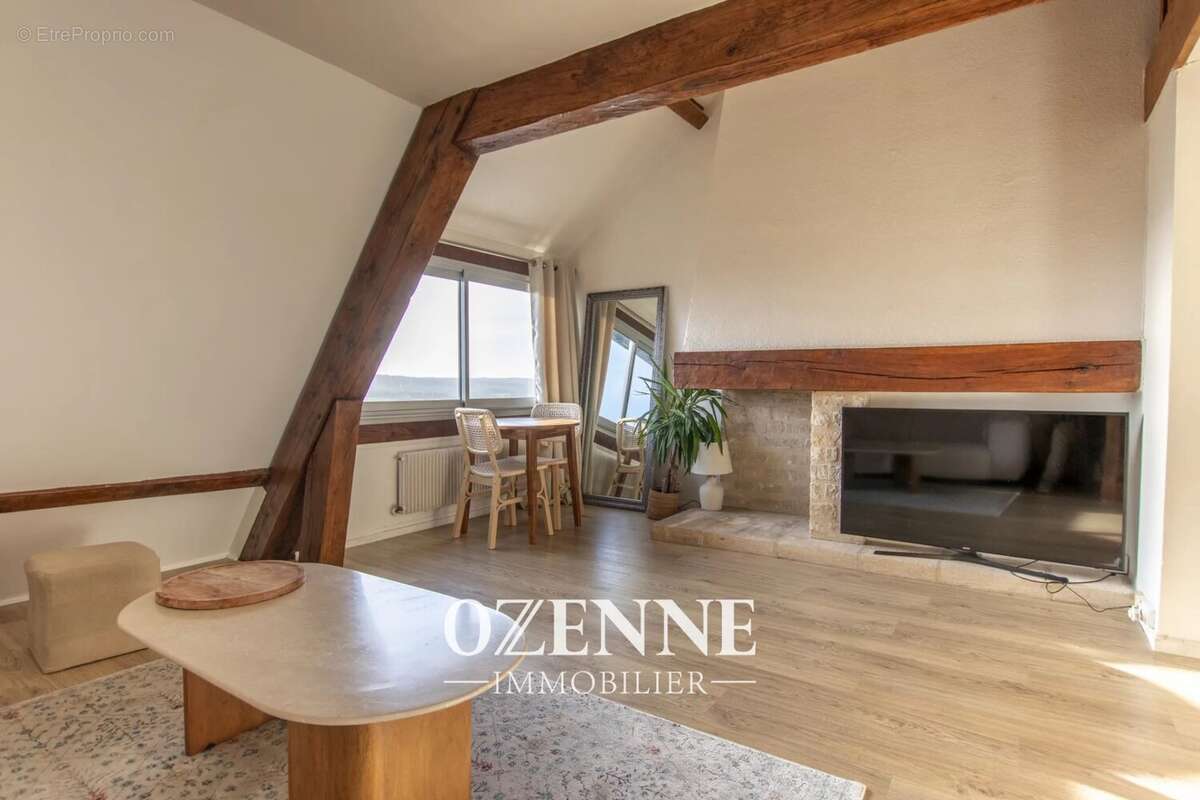 Appartement à TOURGEVILLE