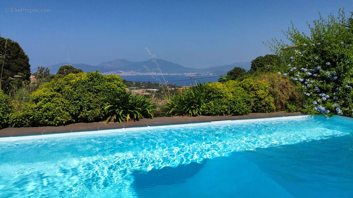 Maison à GROSSETO-PRUGNA